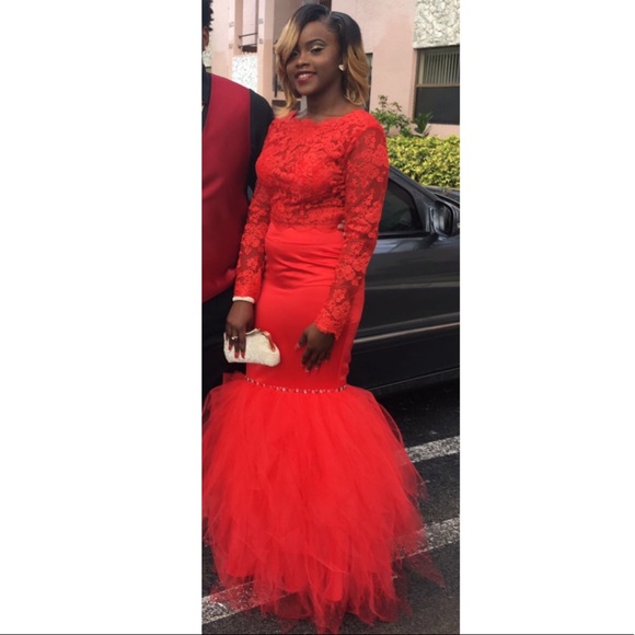 Trumpet/Mermaid Bateau Prom Dress. - Picture 4 of 4